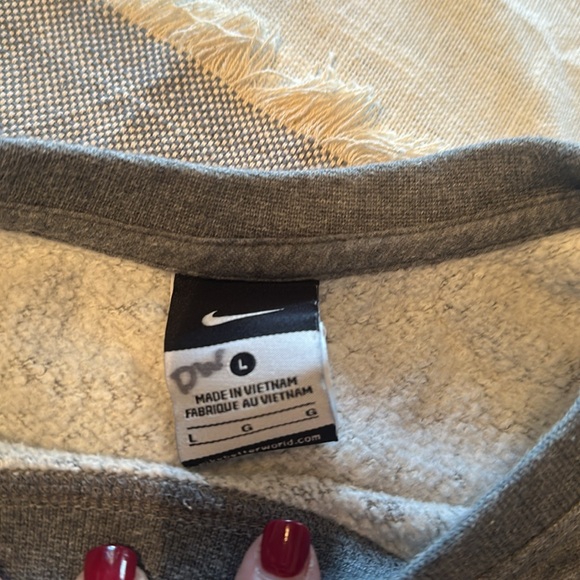 UGA sweatshirt. “Georgia Football” Nike brand - Picture 3 of 3